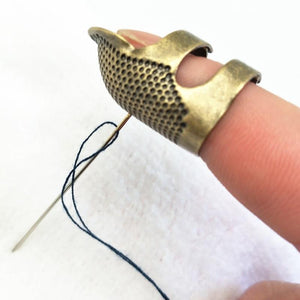 1PCS Retro Finger Protector Antique Thimble Ring Needle